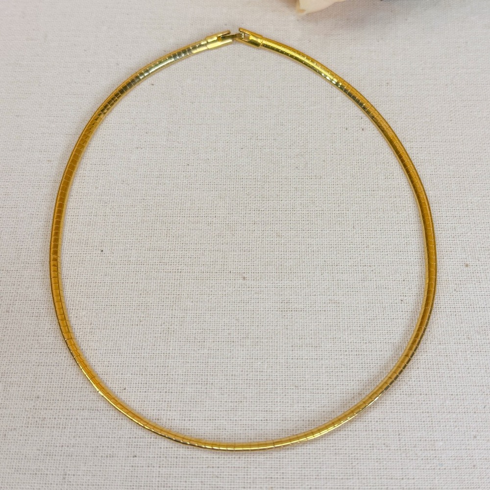 Sleek Gold Tone‎ Necklace
